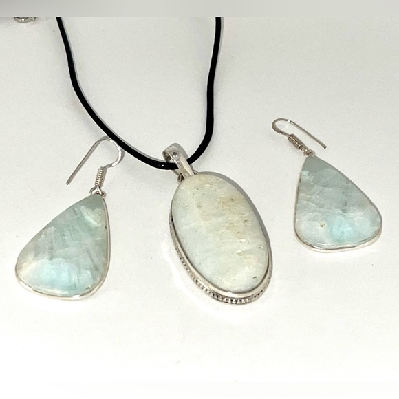 Pale Blue Green Hemimorphite Pendant & Earrings - Picture 8 of 10